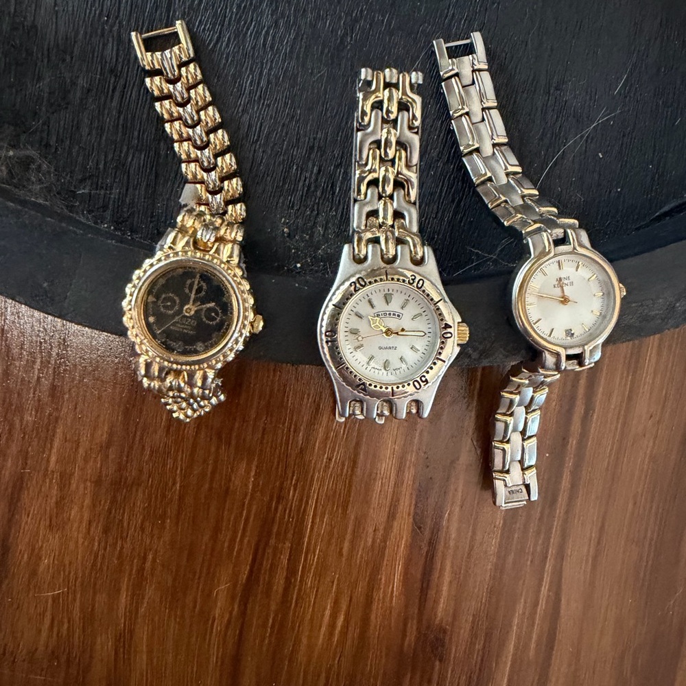 Elegant Vintage Gold and Silver Women's Watch Set